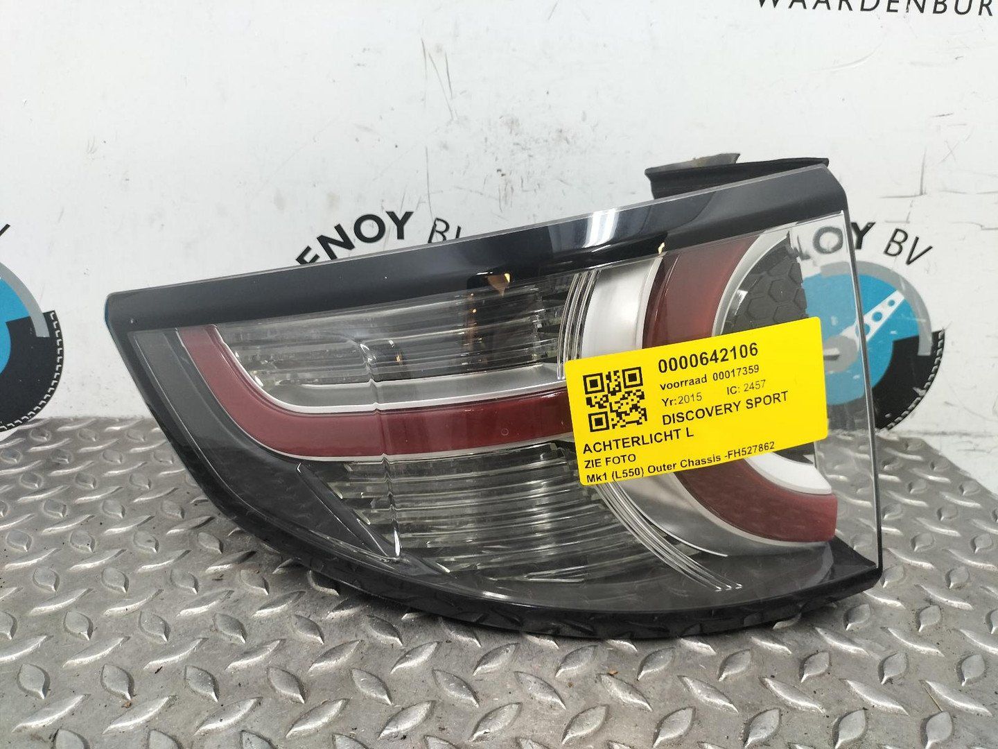 LANDROVER tail light single usado en Menorca