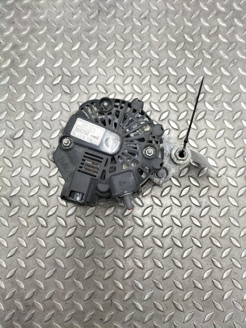 HYUNDAI dynamo usado en Menorca foto 2