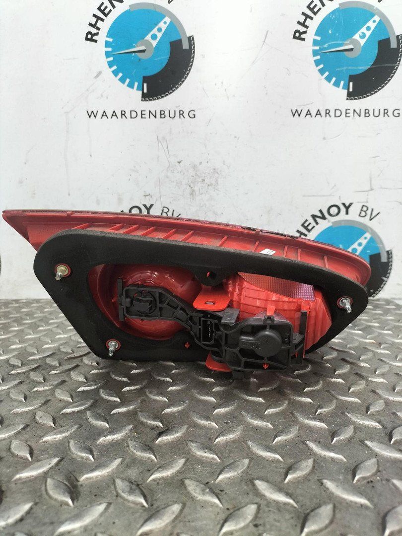 SEAT tail light single usado en Menorca foto 3