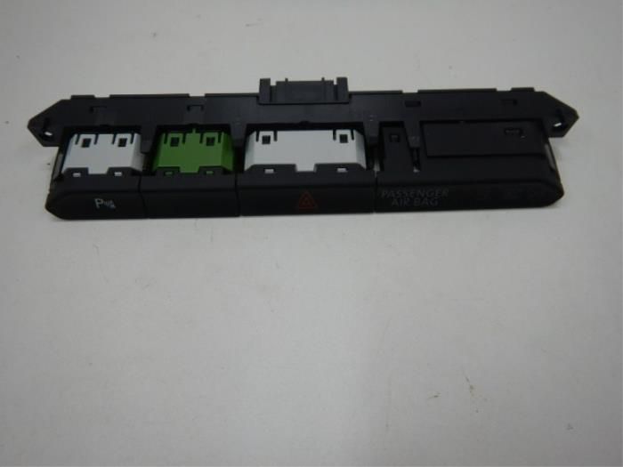 Volkswagen centre console usado en Menorca foto 4