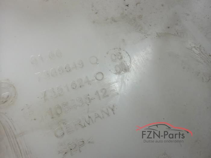 BMW windshield washer tank sprinkler tank usado en Menorca foto 4