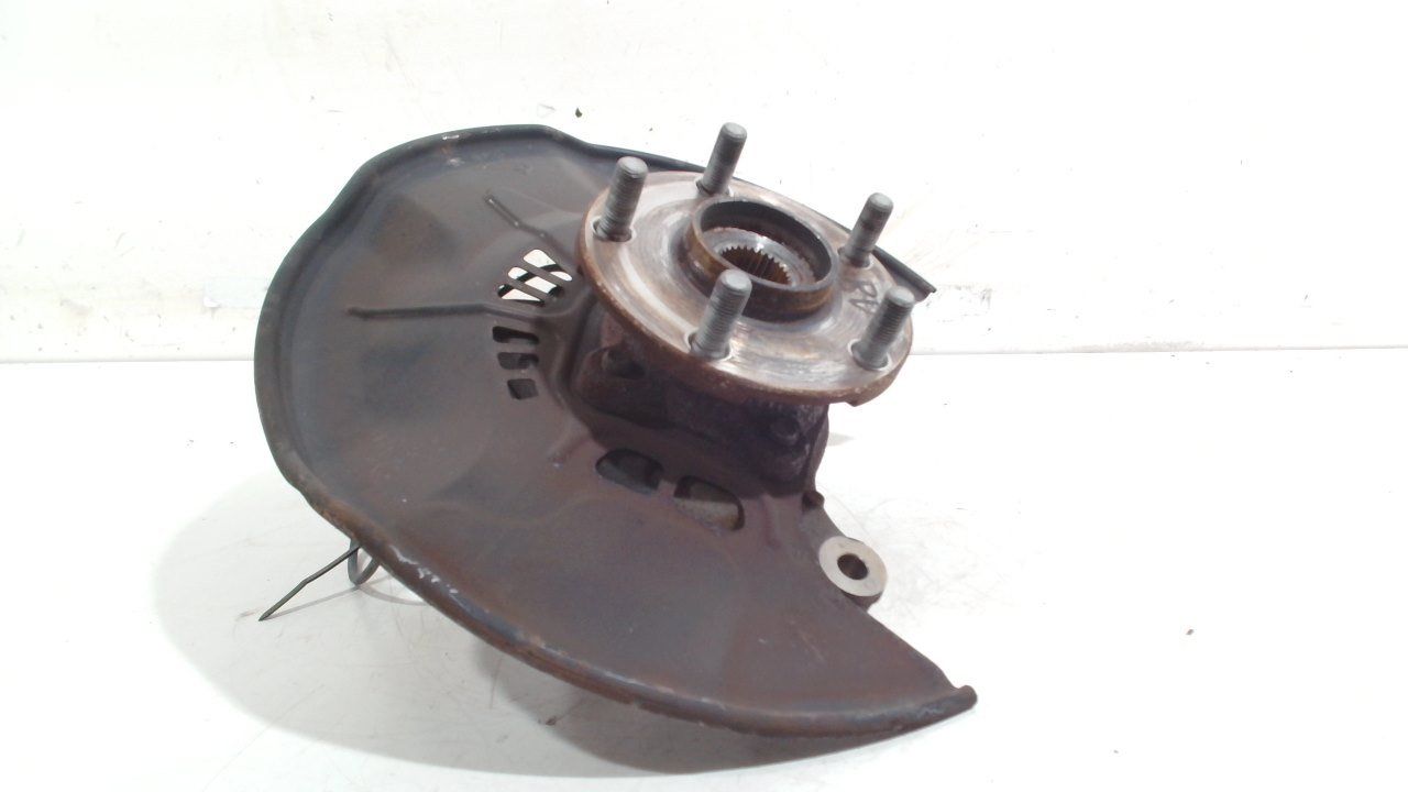 Wielnaaf rechts voor Toyota RAV4 wheel hub usado en Menorca foto 2