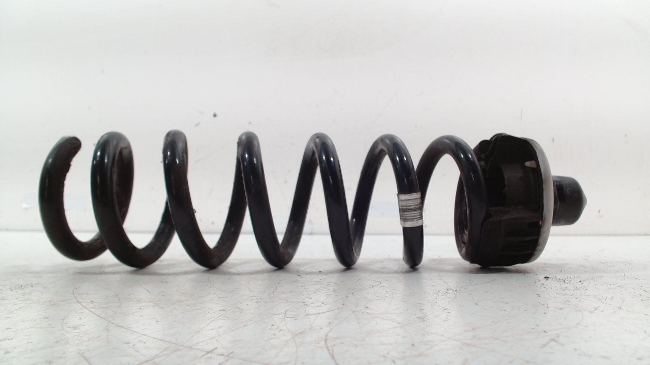 Spiraalveer achter links of rechts uitwisselbaar BMW 3 serie spiral spring usado en Menorca foto 5