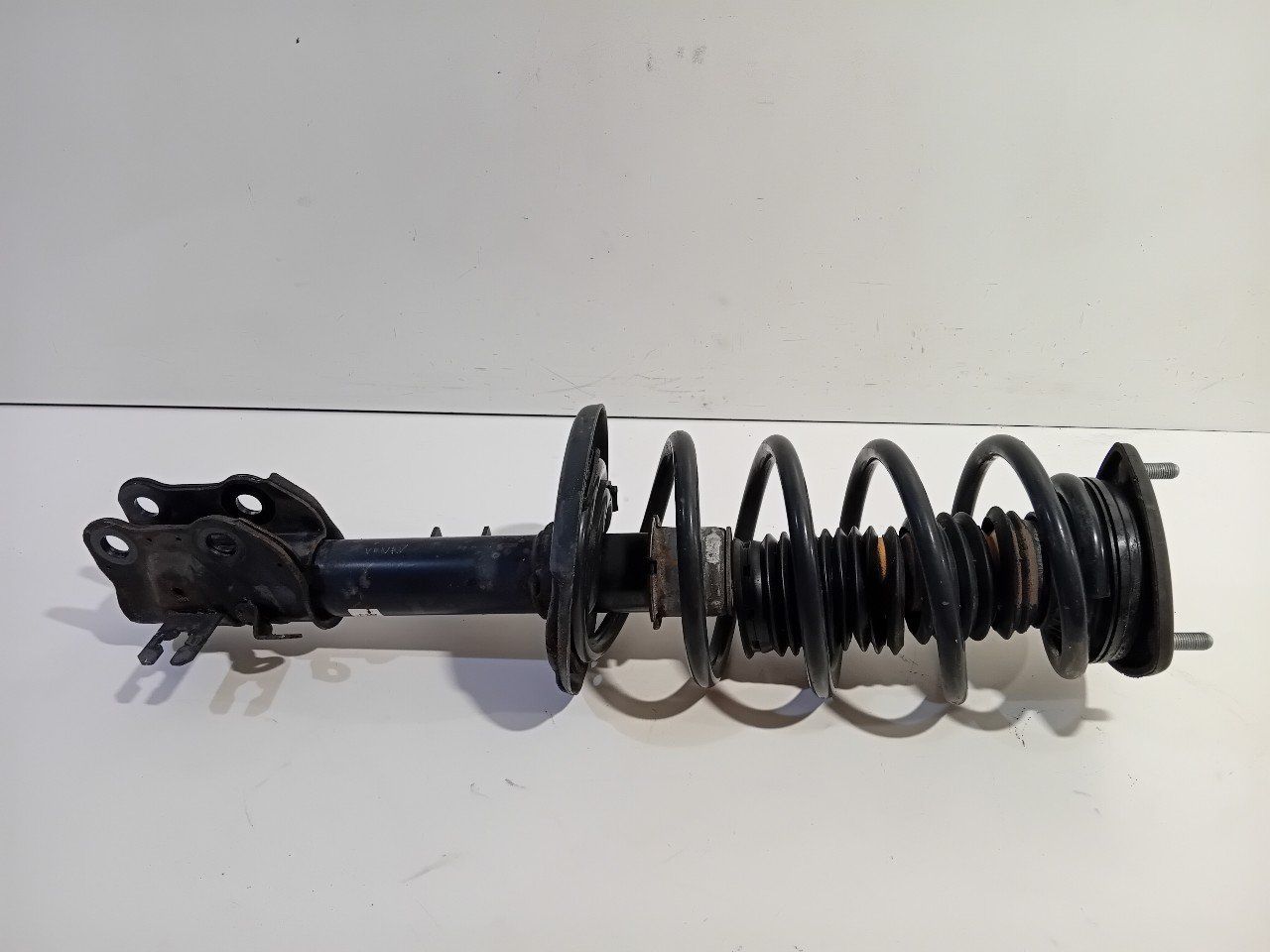 Veerpoot rechts voor Mazda CX-5 strut complete single usado en Menorca