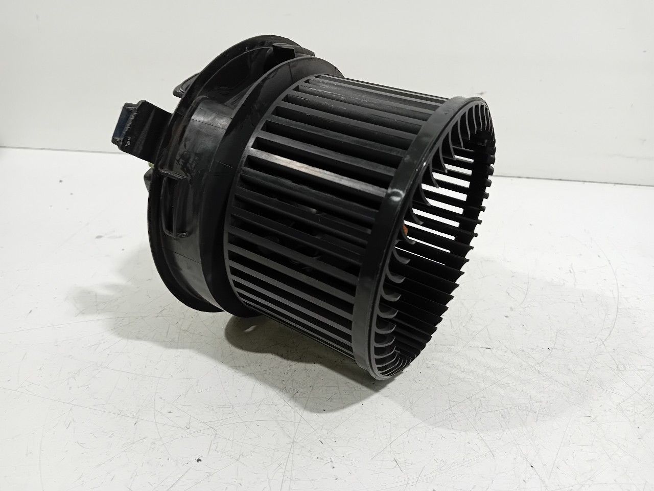 Kachel ventilator motor Peugeot 207 heater engine booster usado en Menorca foto 4