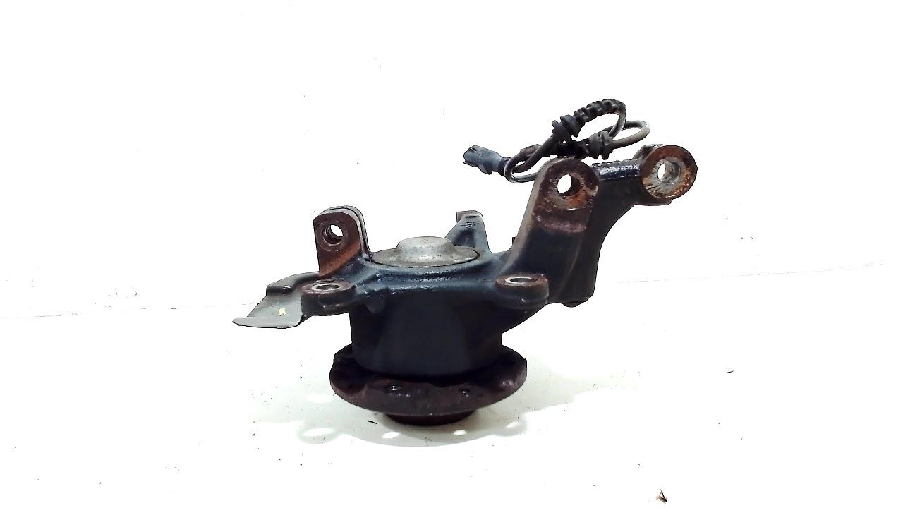 Wielnaaf rechts voor Renault Twingo wheel hub usado en Menorca foto 3