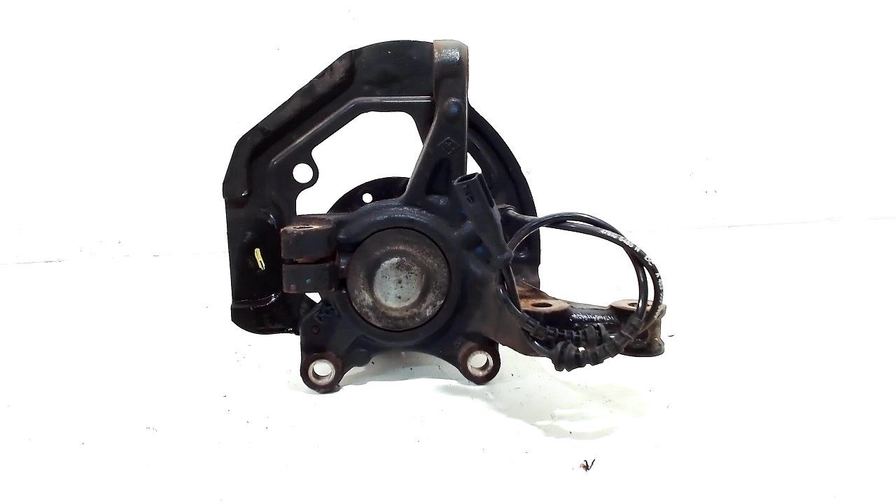 Wielnaaf rechts voor Renault Twingo wheel hub usado en Menorca foto 2