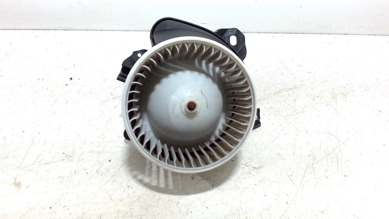 Kachel ventilator motor Opel Corsa heater engine booster usado en Menorca foto 3