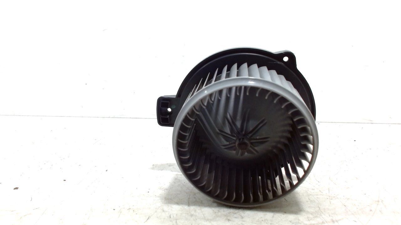 Kachel ventilator motor Kia Rio heater engine booster usado en Menorca foto 2