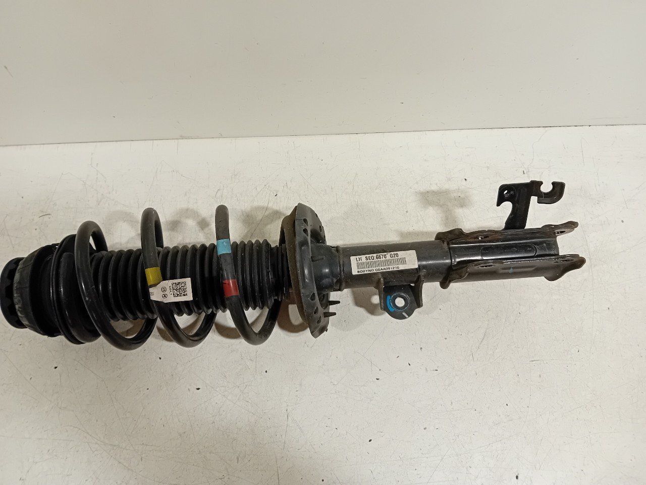 Veerpoot links voor Kia Picanto strut complete single usado en Menorca foto 2