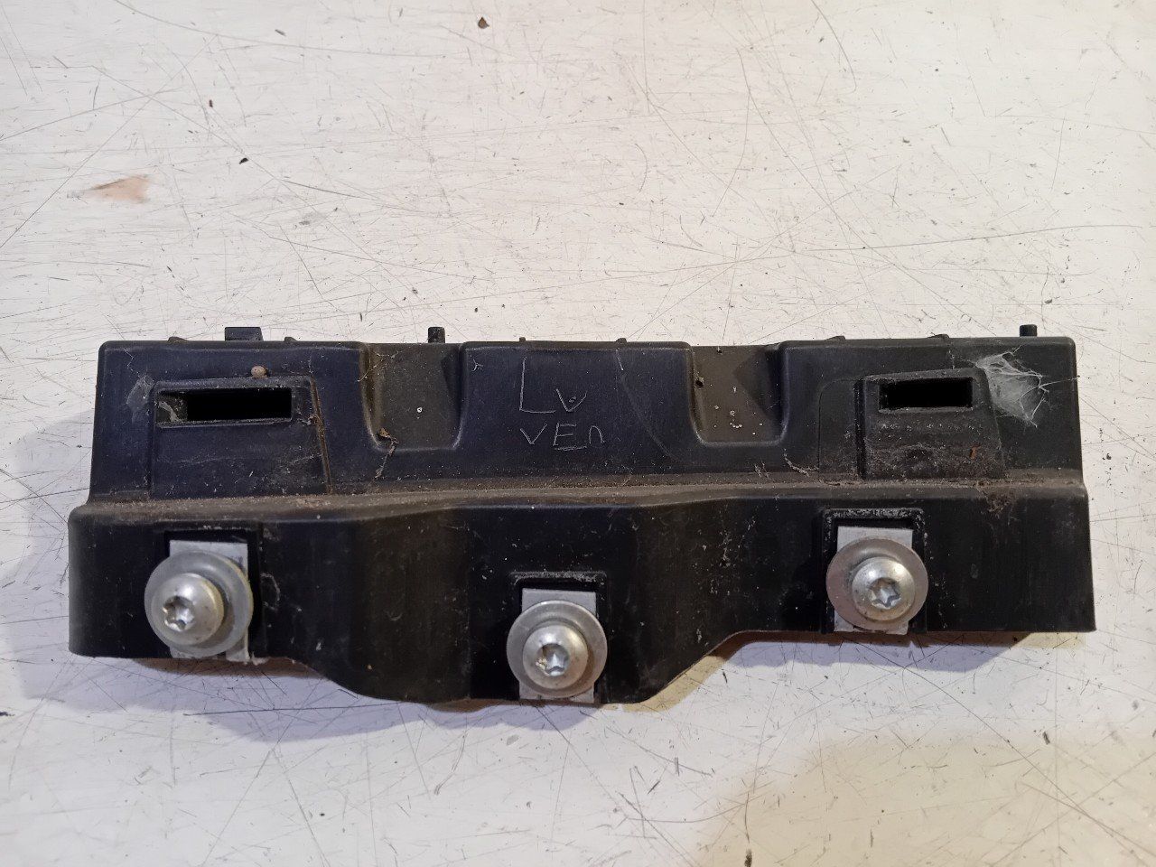 Koplamp houder links Fiat Doblo headlight frame single usado en Menorca