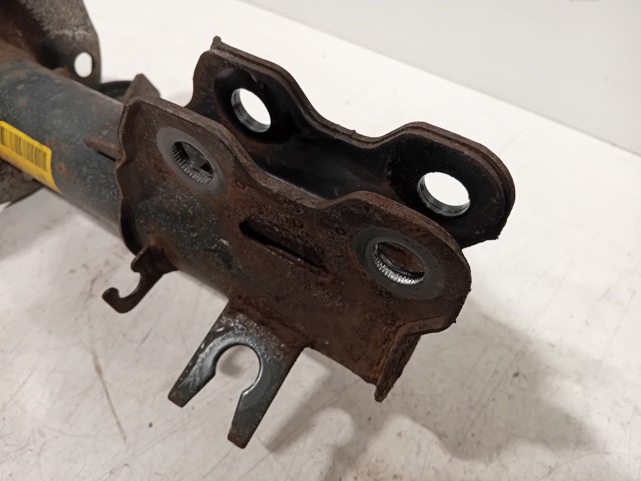 Veerpoot links voor Opel Mokka strut complete single usado en Menorca foto 5