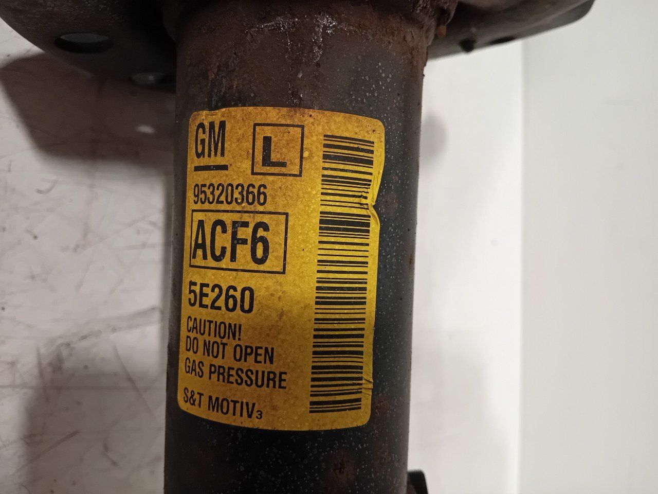 Veerpoot links voor Opel Mokka strut complete single usado en Menorca foto 6