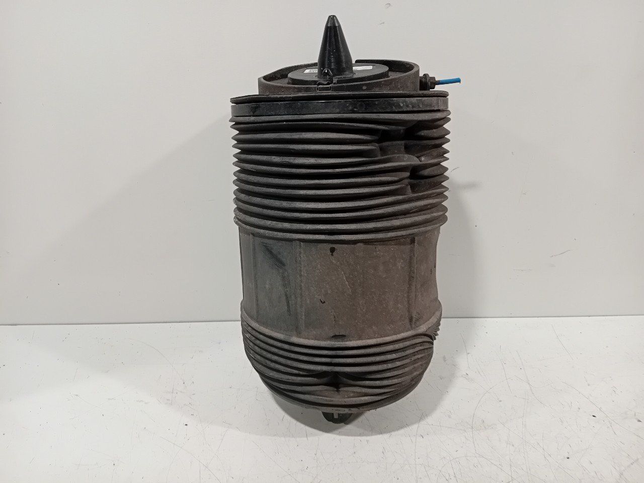 Veerluchtbalg Volkswagen Touareg air spring air bellows single usado en Menorca