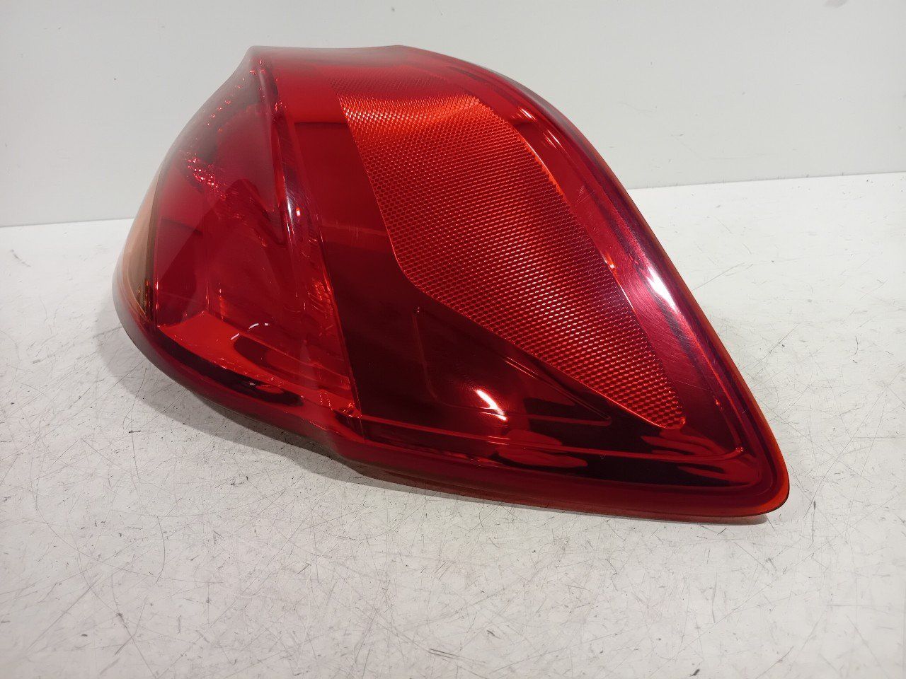 Achterlicht carrosserie rechts Kia Cee'd tail light single usado en Menorca foto 5