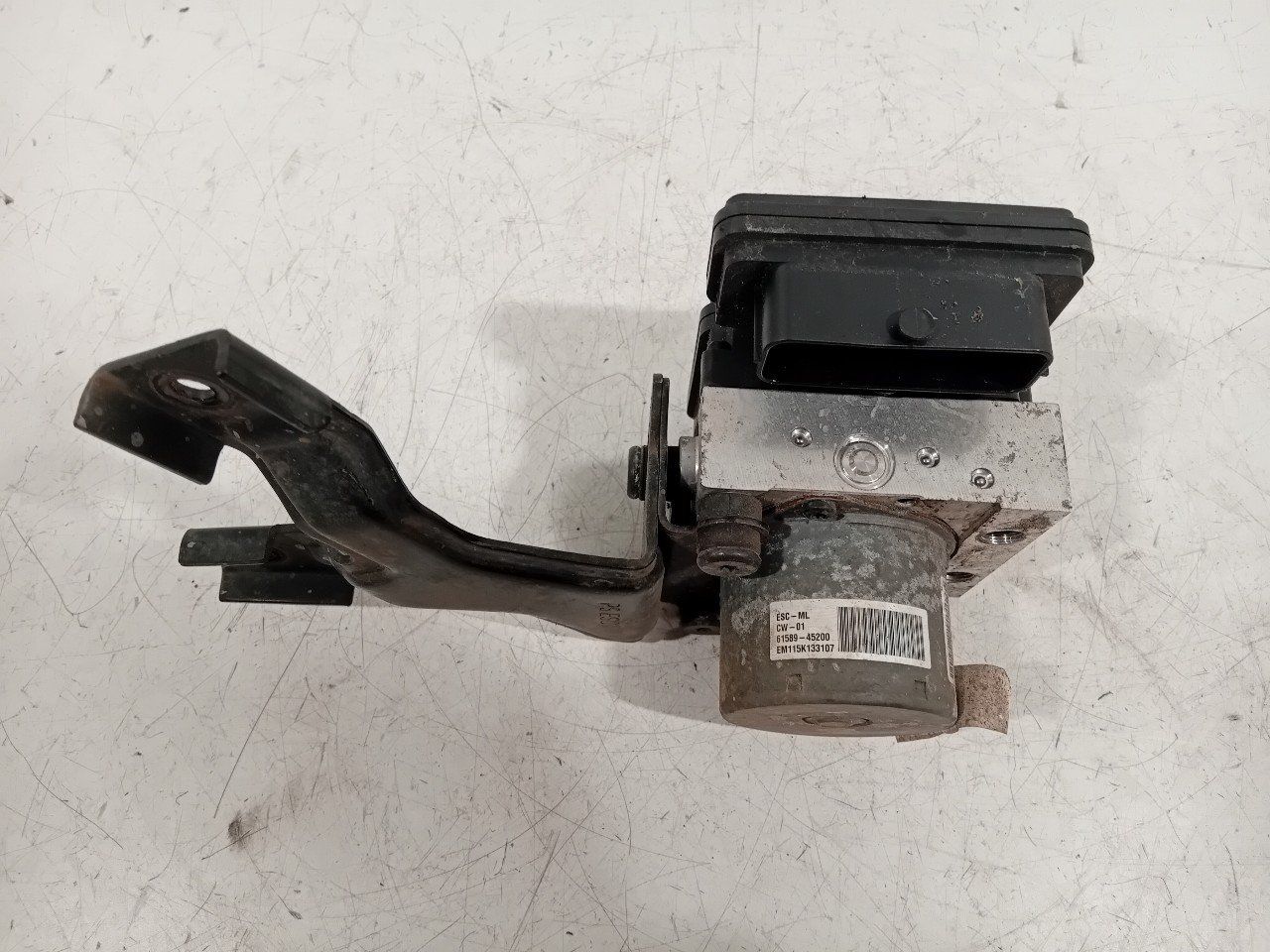 Abs pomp Hyundai i20 abs pump usado en Menorca foto 2