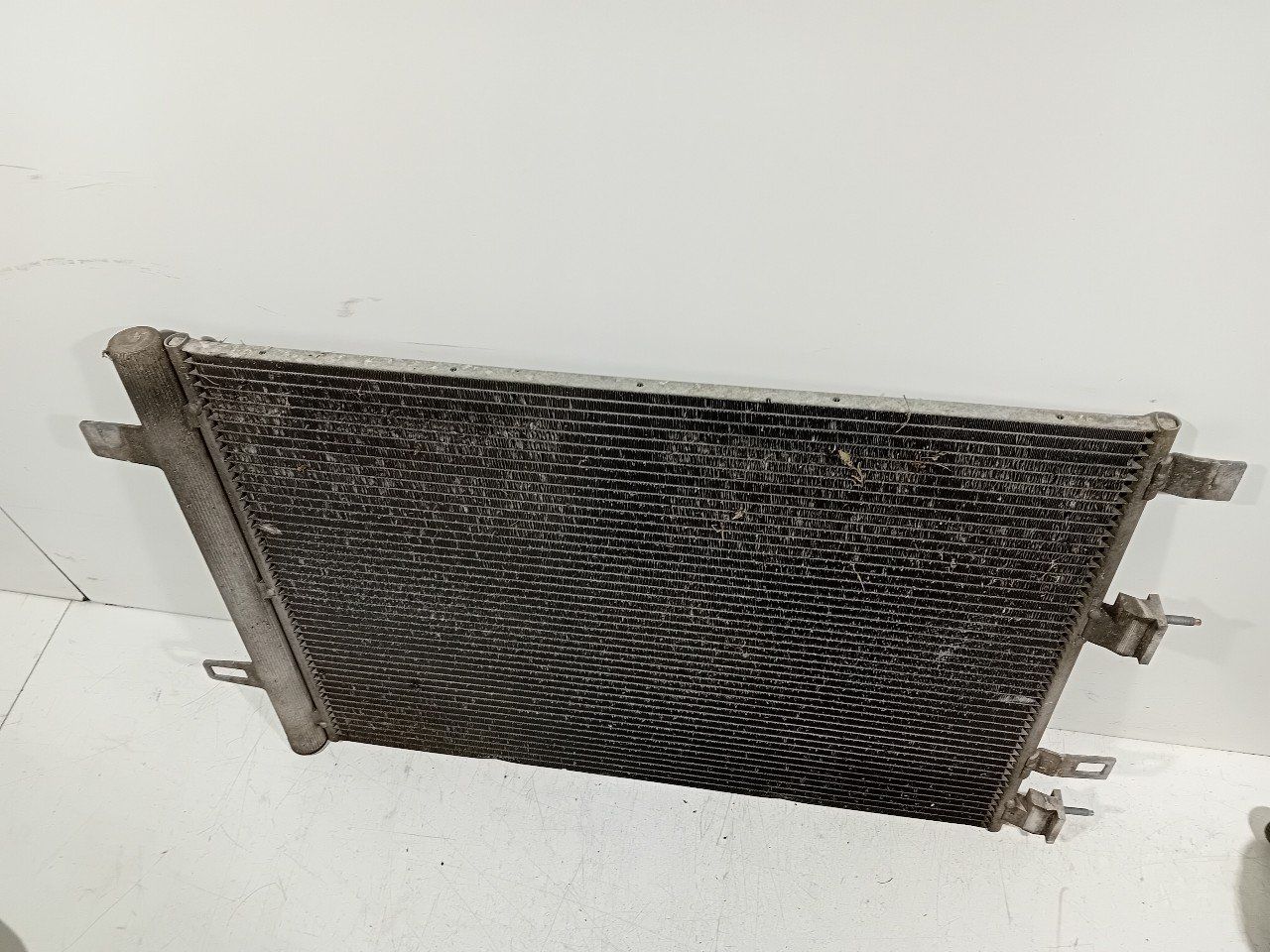Airco radiateur Mercedes-Benz A-Clase condenser air conditioning radiator usado en Menorca foto 3