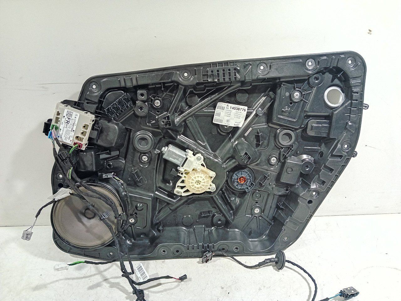 Raammechaniek elektrisch rechts voor Mercedes-Benz A-Clase window mechanism usado en Menorca