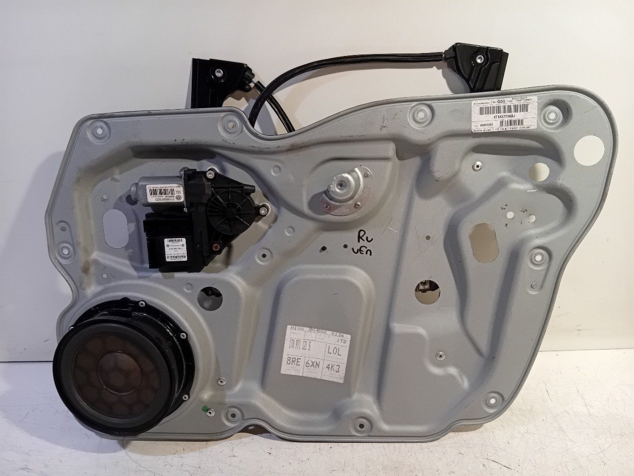 Raammechaniek elektrisch rechts voor Volkswagen Touran window mechanism usado en Menorca