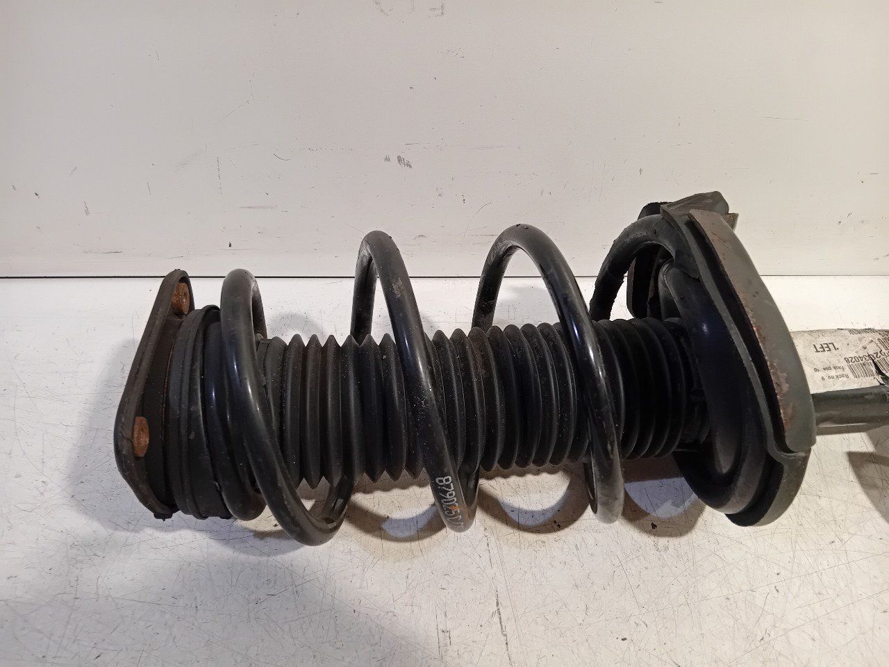 Veerpoot links voor Volvo V40 strut complete single usado en Menorca foto 2