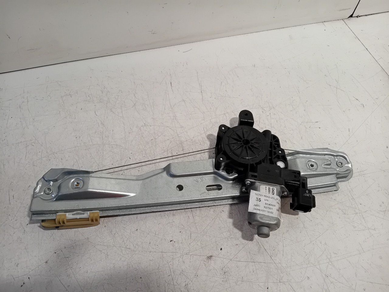 Raammechaniek elektrisch links achter Ford C-Max window mechanism usado en Menorca