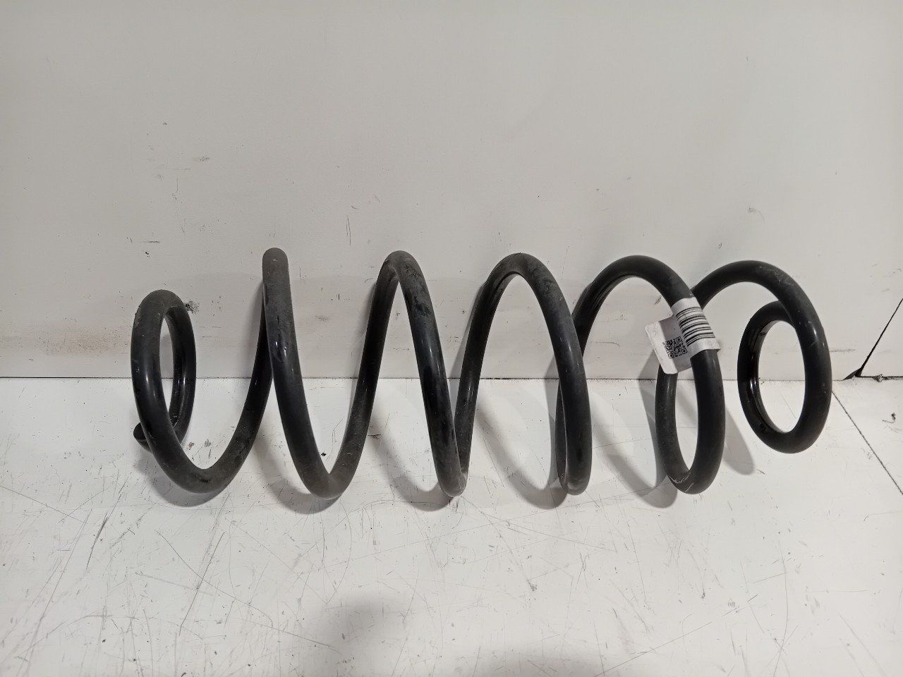 Spiraalveer achter links of rechts uitwisselbaar Ford Puma spiral spring usado en Menorca