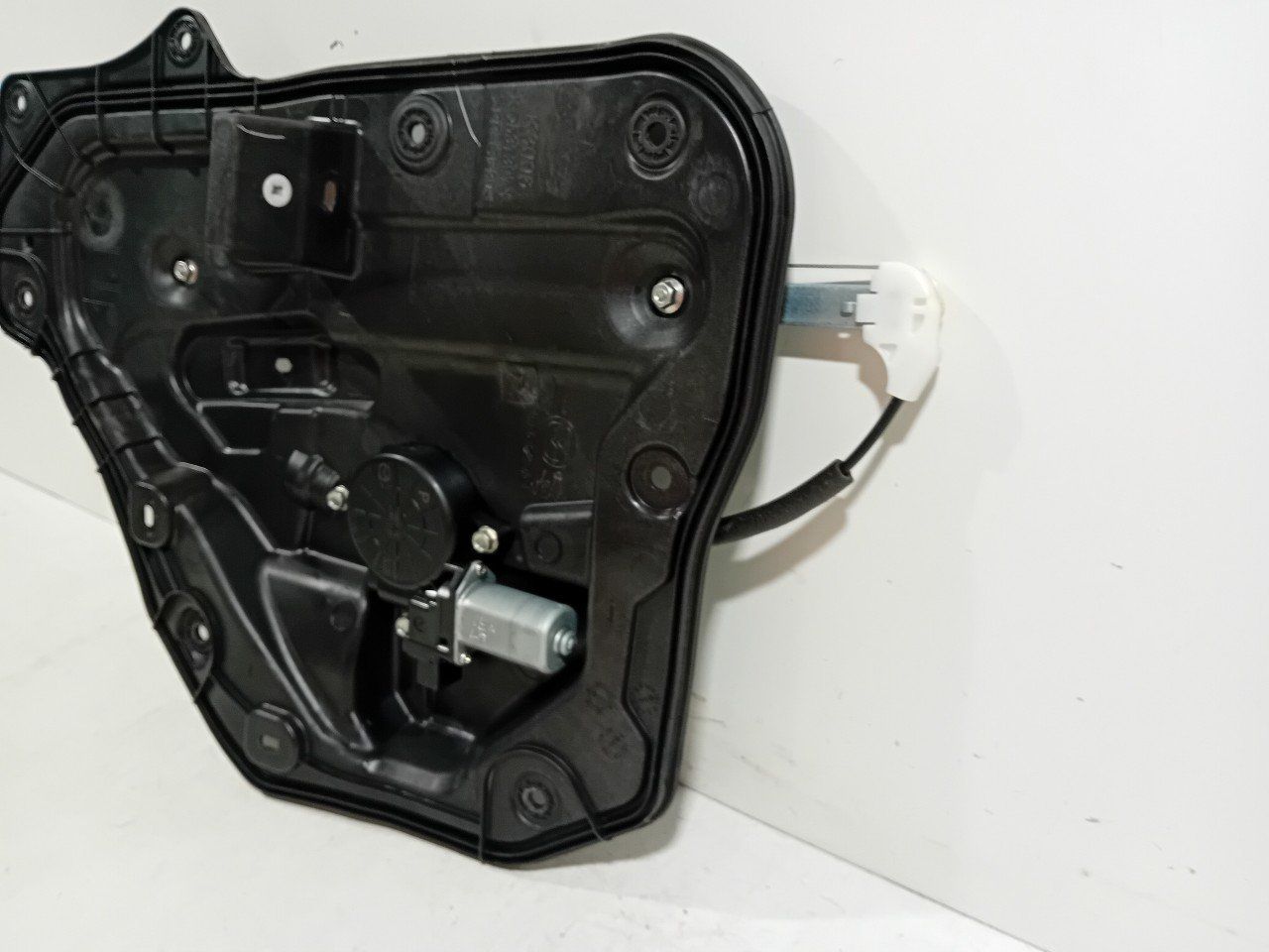 Raammechaniek elektrisch links achter Mazda CX-5 window mechanism usado en Menorca foto 3