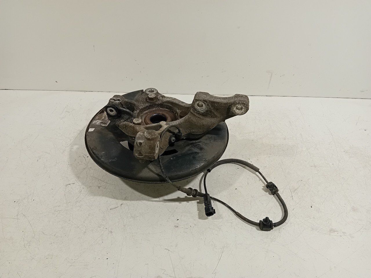 Wielnaaf links voor Opel Astra wheel hub usado en Menorca