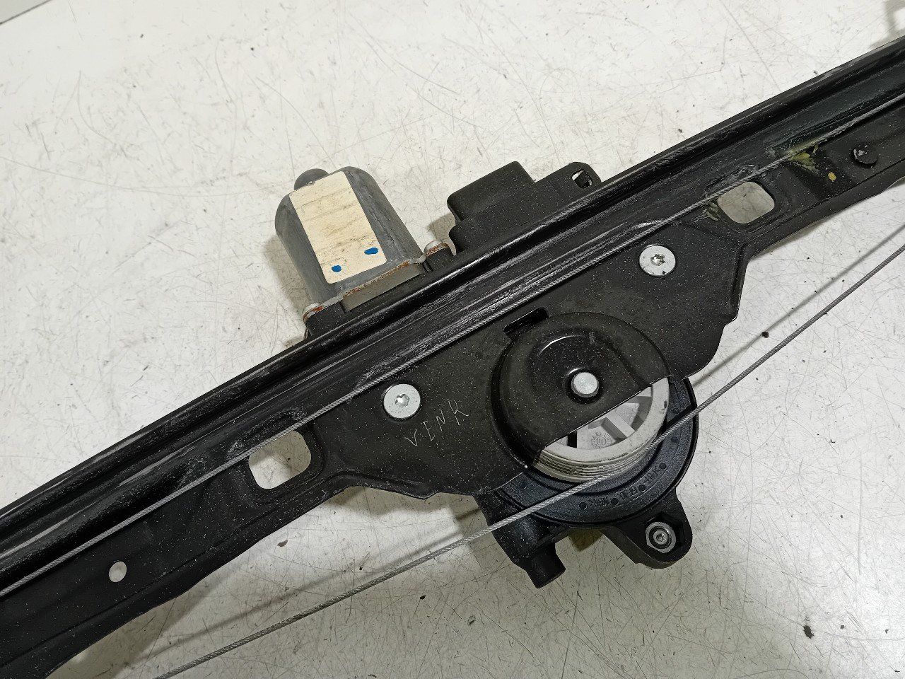 Raammechaniek elektrisch rechts voor Fiat Fiorino window mechanism usado en Menorca foto 4