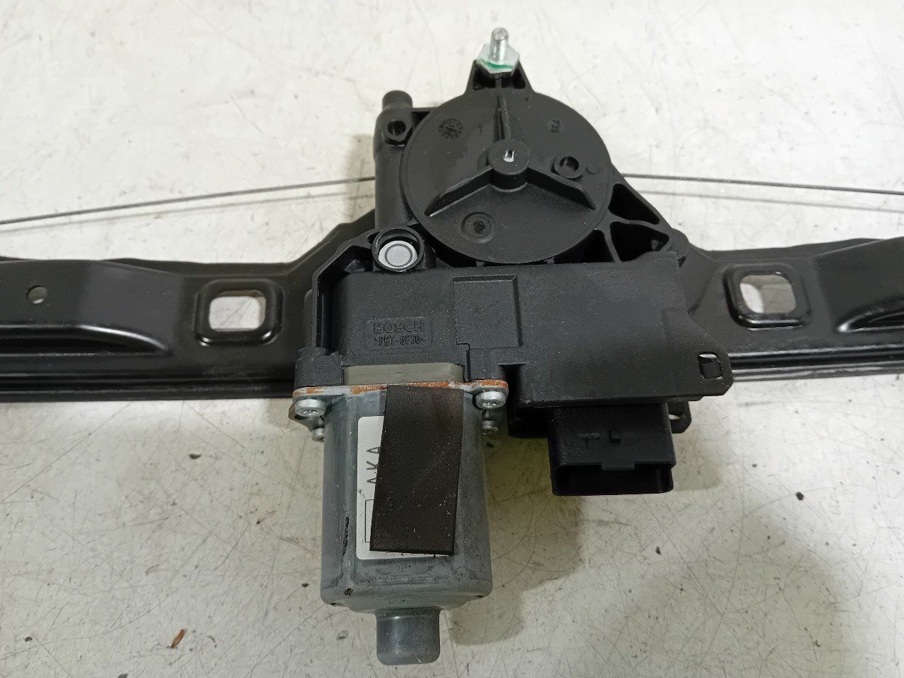 Raammechaniek elektrisch rechts voor Fiat Fiorino window mechanism usado en Menorca foto 2