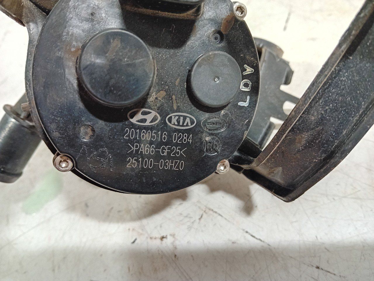 Waterpomp Kia Niro water pump usado en Menorca foto 4