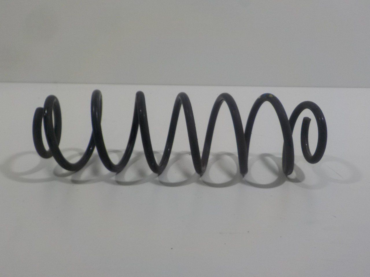 Spiraalveer achter links of rechts uitwisselbaar Opel Crossland spiral spring usado en Menorca