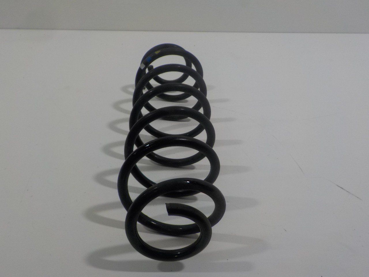 Spiraalveer achter links of rechts uitwisselbaar Opel Crossland spiral spring usado en Menorca foto 3
