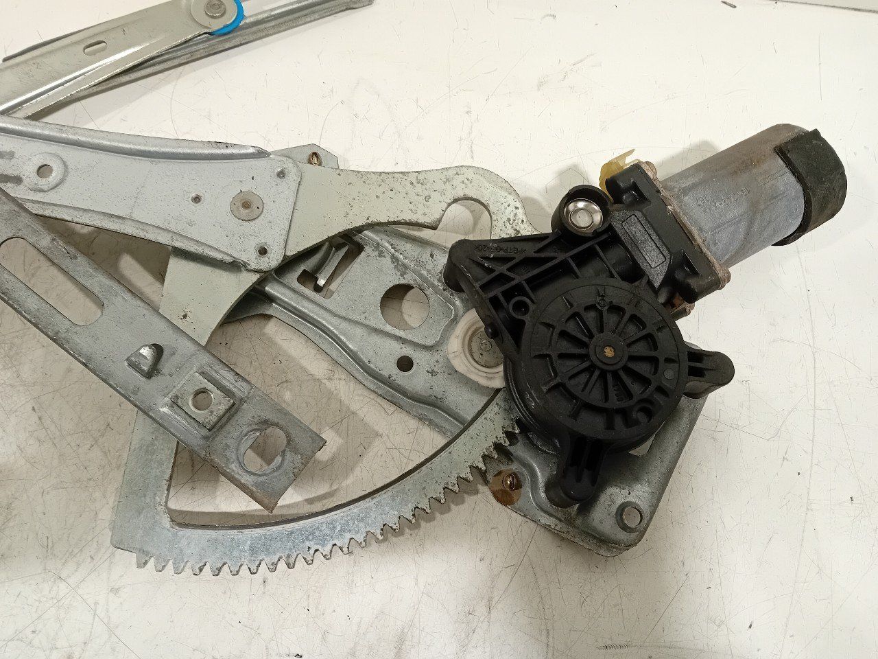 Raammechaniek elektrisch rechts voor Mercedes-Benz SLK-Clase window mechanism usado en Menorca foto 2