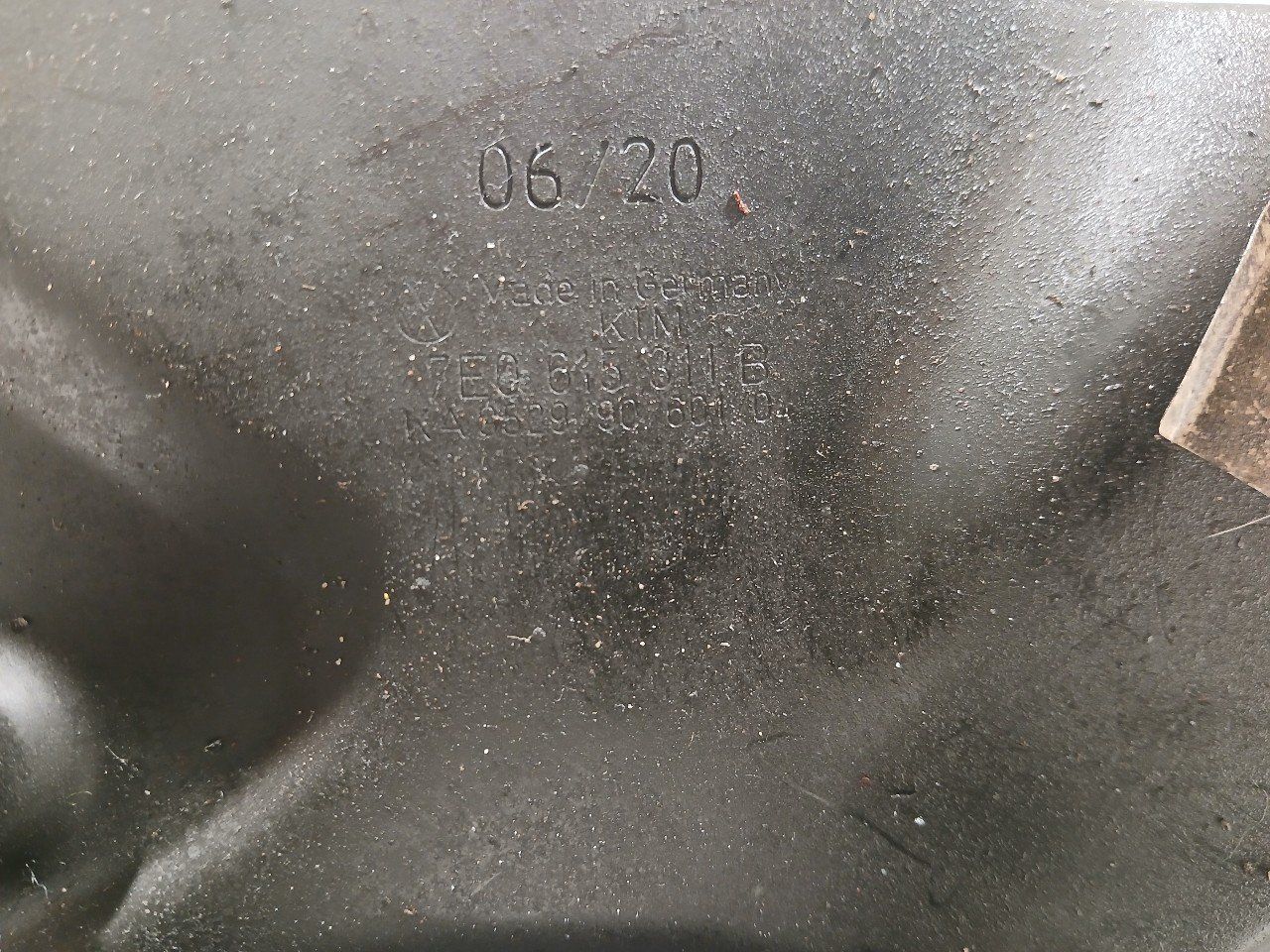 Wielnaaf links voor Volkswagen Transporter wheel hub usado en Menorca foto 4