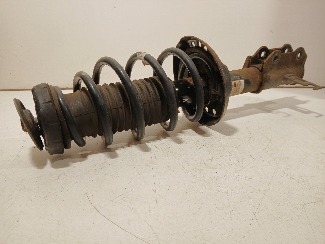 Veerpoot links voor Opel Astra strut complete single usado en Menorca