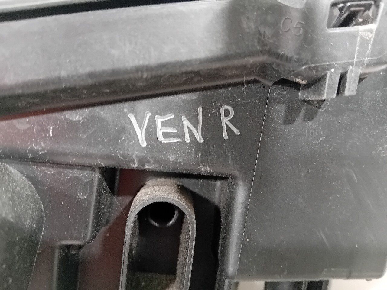 Daglichtrijverlichting rechts voor Lynk & Co 01 daytime running lights usado en Menorca foto 6