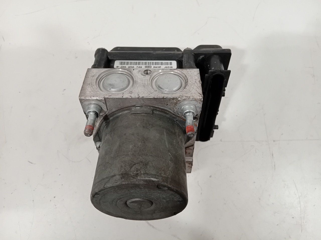 Abs pomp Toyota Avensis abs pump usado en Menorca foto 2