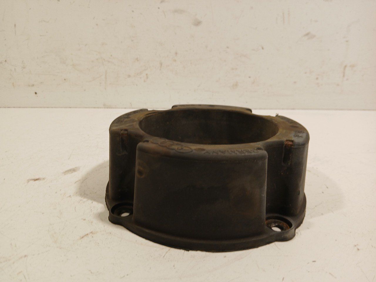 Trillingsdemper Porsche Cayenne vibration damper usado en Menorca foto 3