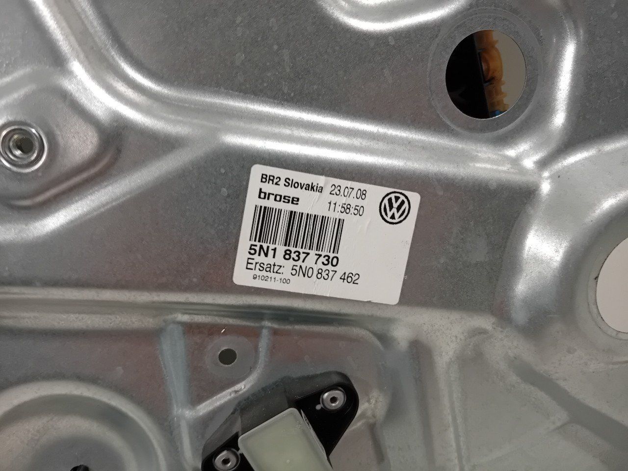 Raammechaniek elektrisch rechts voor Volkswagen Tiguan window mechanism usado en Menorca foto 4