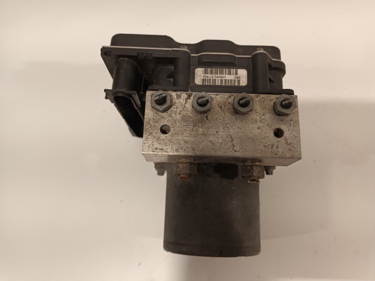 Abs pomp Mercedes-Benz B-Clase abs pump usado en Menorca foto 2