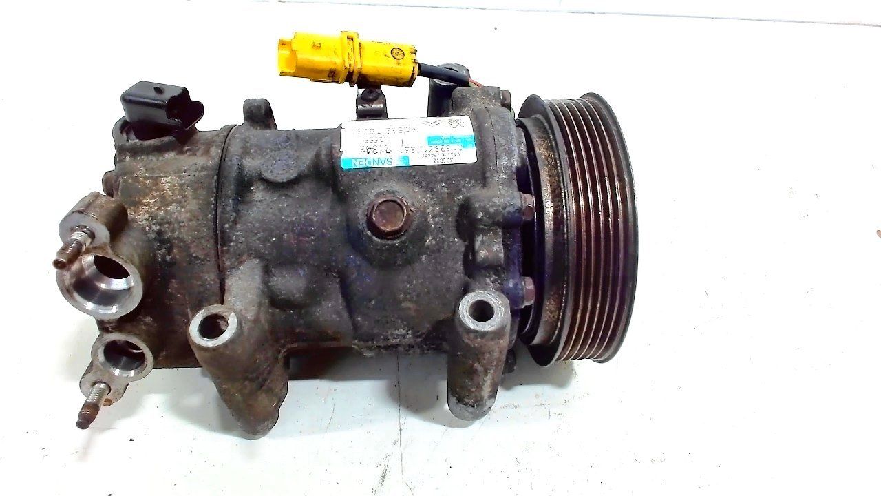 Airco pomp Peugeot 207 air conditioning pump air conditioning compressor usado en Menorca foto 3