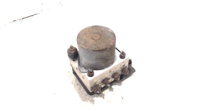 Abs pomp Toyota Avensis abs pump usado en Menorca foto 2