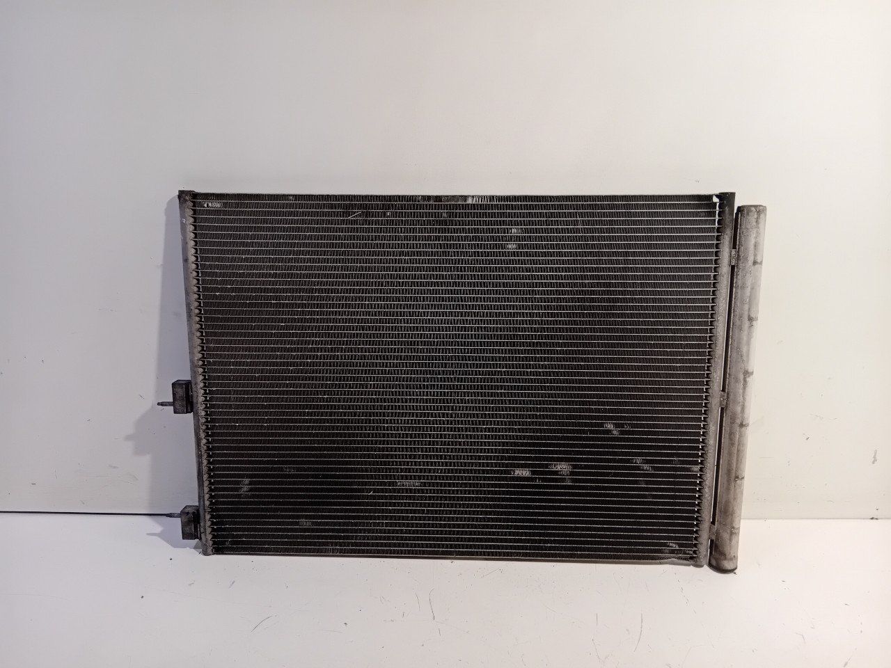 Airco radiateur Mercedes-Benz A-Clase condenser air conditioning radiator usado en Menorca