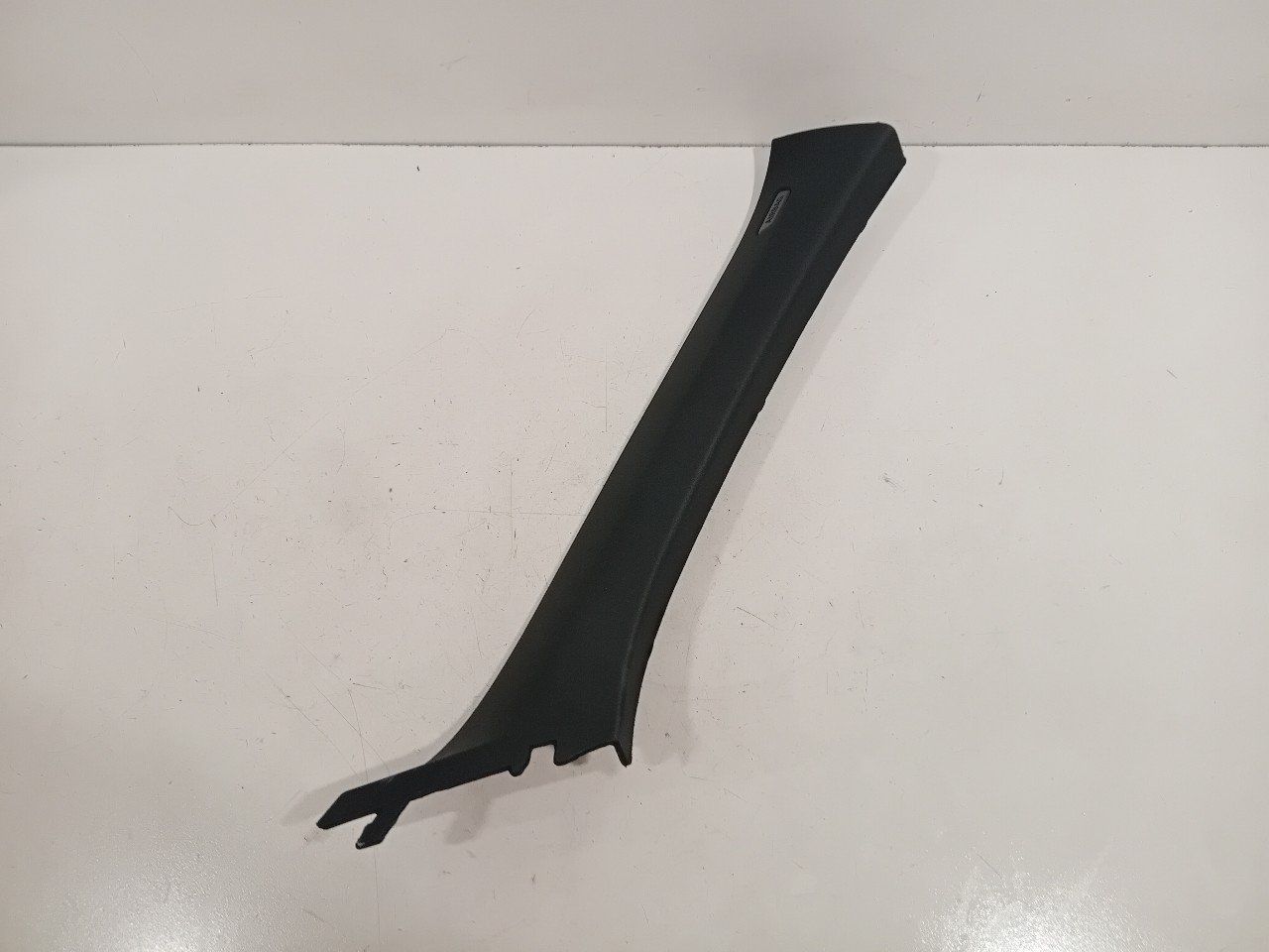 A stijl bekleding rechts BMW 1 serie pillar trim usado en Menorca