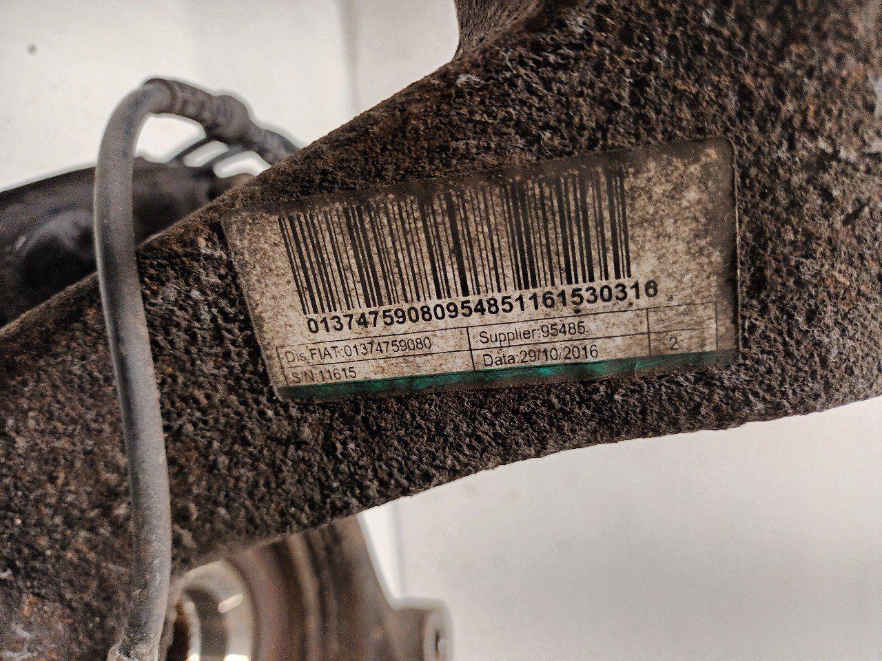 Wielnaaf links voor Fiat Ducato wheel hub usado en Menorca foto 7