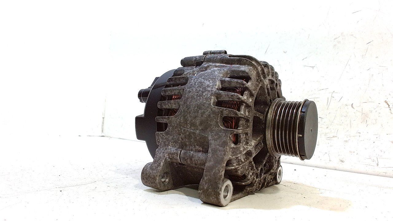 Dynamo Mazda 2 dynamo usado en Menorca