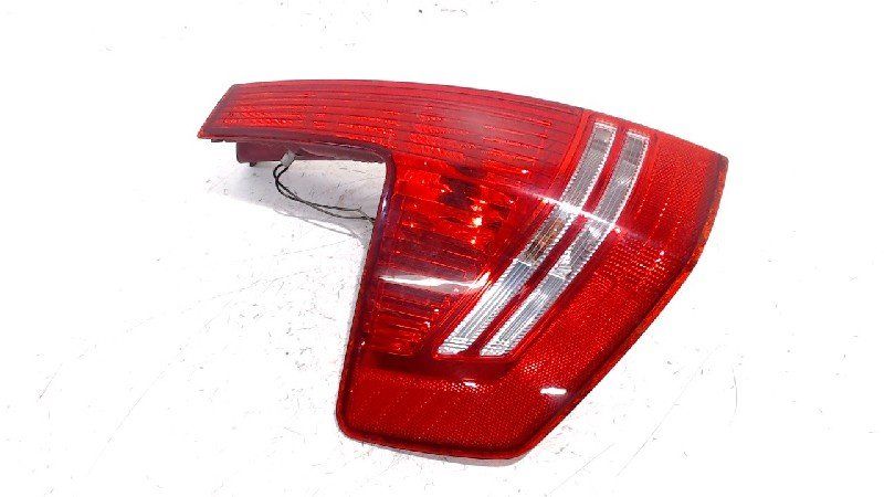 Achterlicht links buiten Citroën C4 tail light single usado en Menorca foto 2