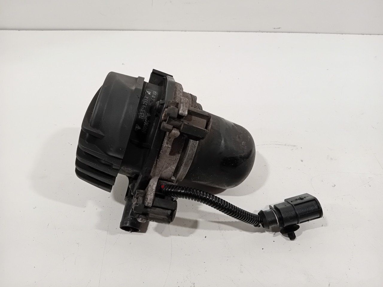 Luchtpomp vering Porsche Cayenne compressor air pump suspension usado en Menorca foto 3