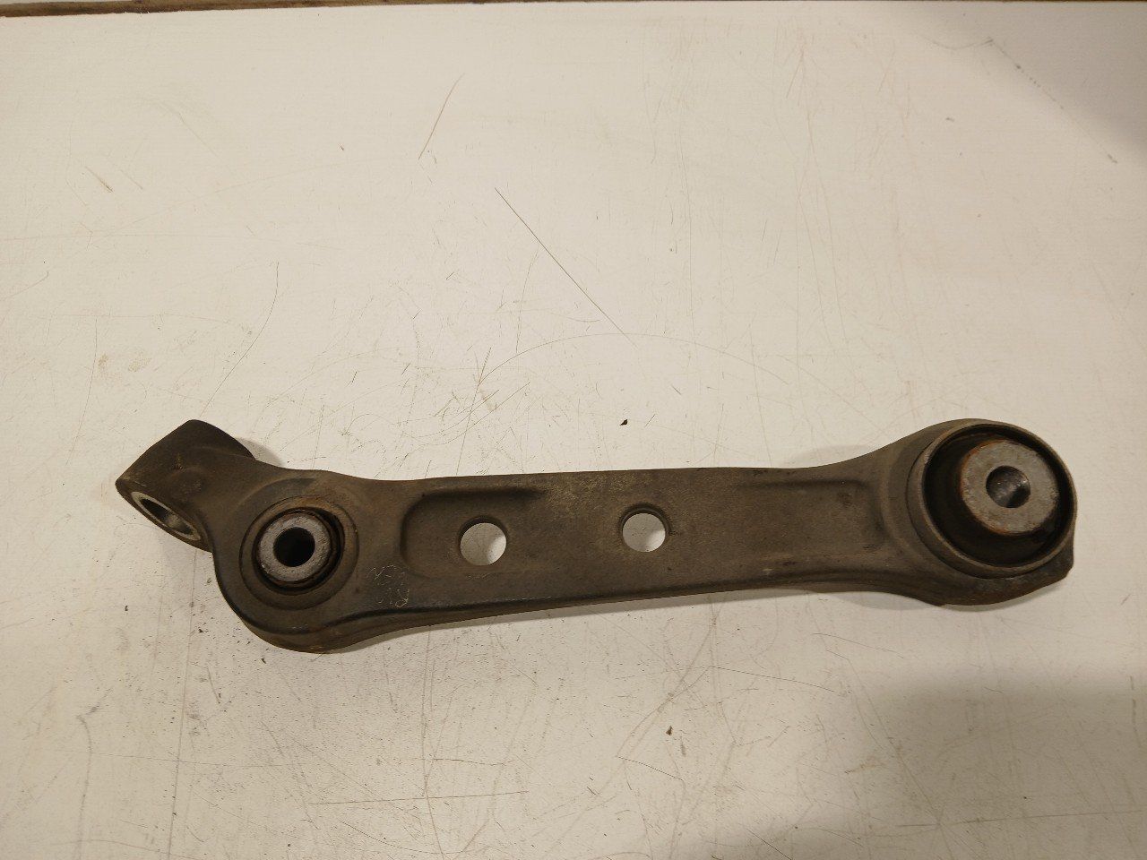 Draagarm rechts voor onder BMW 5 serie support arm usado en Menorca foto 2